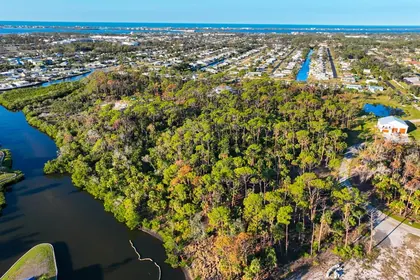 ENGLEWOOD FL Property