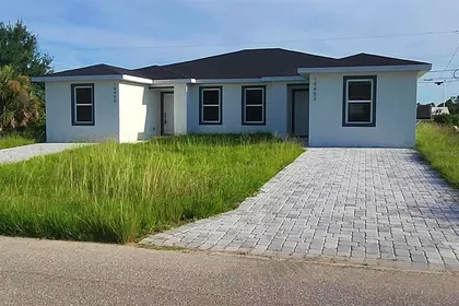 ENGLEWOOD FL Home