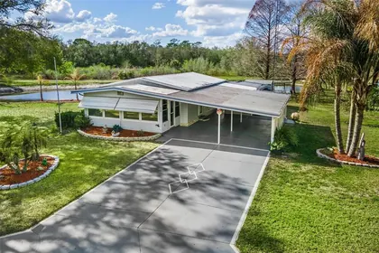 LADY LAKE FL Home