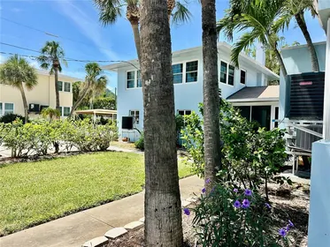 ST PETE BEACH FL Home