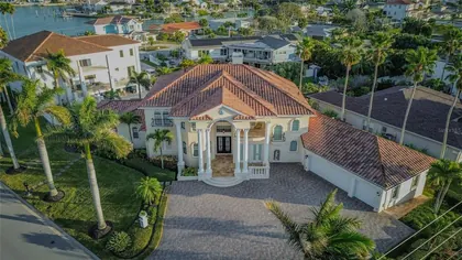 BELLEAIR BEACH FL Home