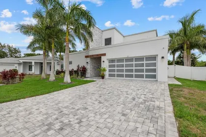 BRADENTON FL Home