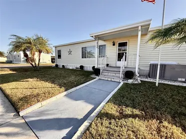 HOLIDAY FL Home