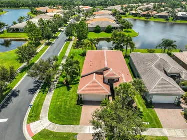 WIMAUMA FL Home