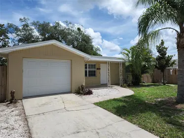 HOLIDAY FL Home