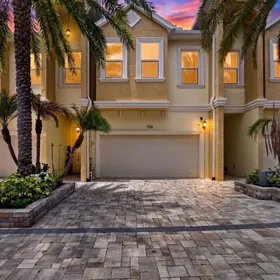 TARPON SPRINGS FL Home