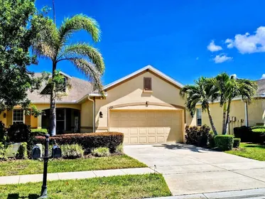 HOLIDAY FL Home