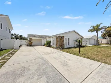 HUDSON FL Home