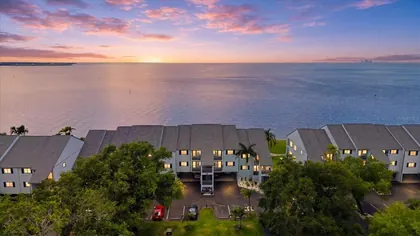 RUSKIN FL Home