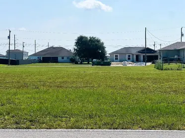 CAPE CORAL FL Property