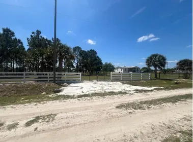 OKEECHOBEE FL Property