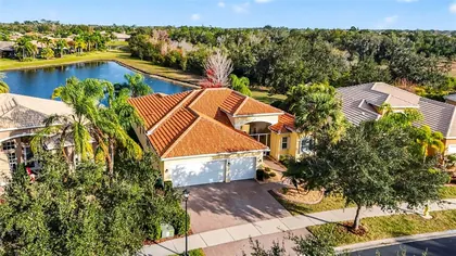 WIMAUMA FL Home