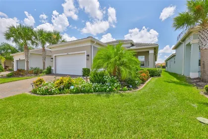 WIMAUMA FL Home