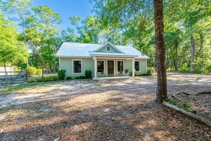 CHIEFLAND FL Home