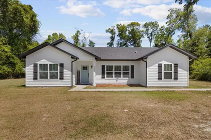 CHIEFLAND FL Home