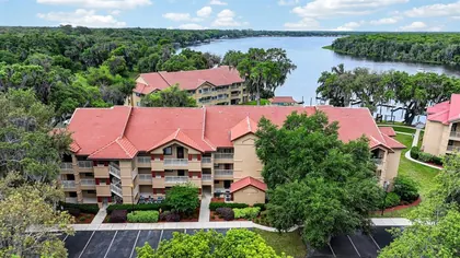 WELAKA FL Home