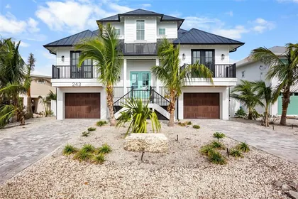 HOLMES BEACH FL Home