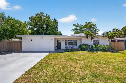 BELLEAIR BLUFFS FL Home