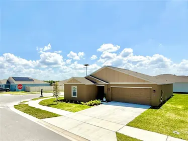 EAGLE LAKE FL Home