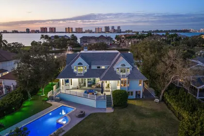 BELLEAIR FL Home