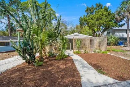 WEEKI WACHEE FL Home
