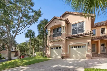 HOWEY IN THE HILLS FL Home