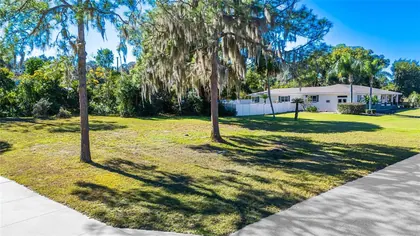 HOWEY IN THE HILLS FL Property