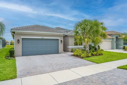 WIMAUMA FL Home
