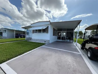 HOLIDAY FL Home