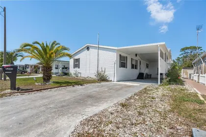 HOLIDAY FL Home