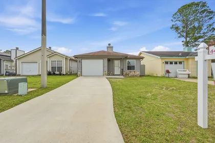 Valparaiso FL Home