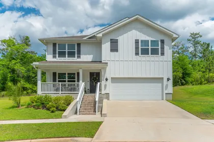 Laurel Hill FL Home