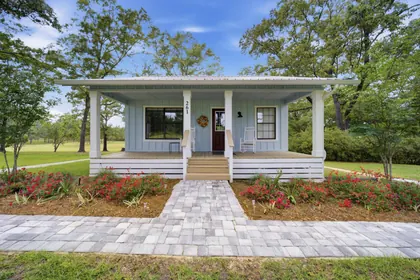 DeFuniak Springs FL Home