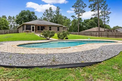 Laurel Hill FL Home