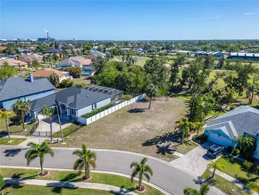 APOLLO BEACH FL Property