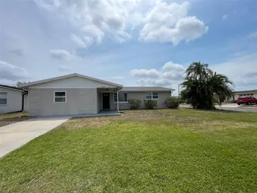 HOLIDAY FL Home