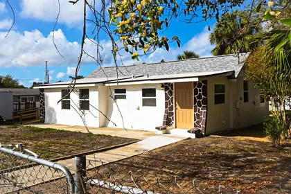 TARPON SPRINGS FL Home