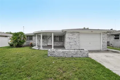 HOLIDAY FL Home