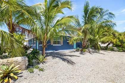 HOLMES BEACH FL Home