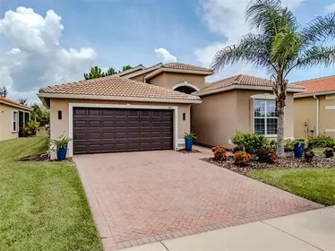 WIMAUMA FL Home