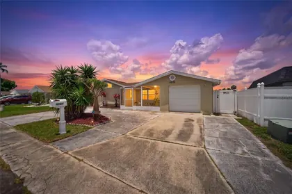 HOLIDAY FL Home