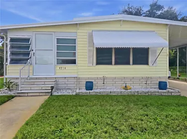 HOLIDAY FL Home