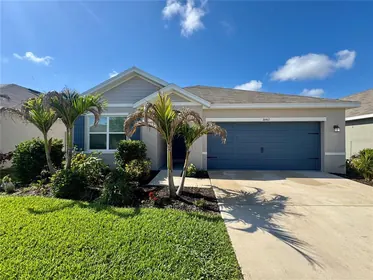 WIMAUMA FL Home