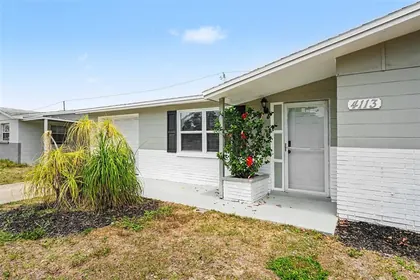 HOLIDAY FL Home
