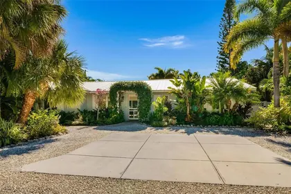 HOLMES BEACH FL Home