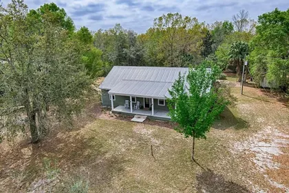 CHIEFLAND FL Home