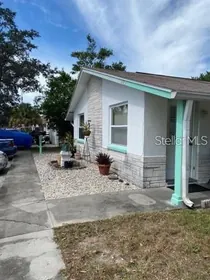 HOLIDAY FL Home