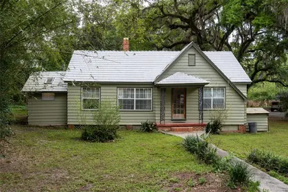 DE LEON SPRINGS FL Home