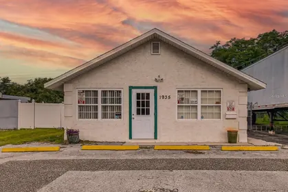 HOLIDAY FL Rental