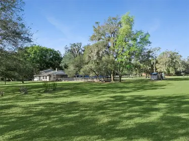 ALTOONA FL Home